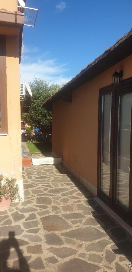 La Casetta Di Antonietta Fiumicino Exterior foto